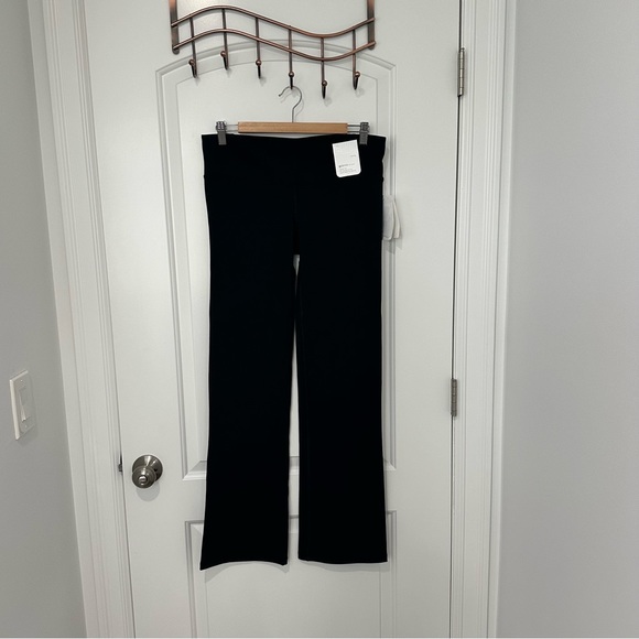 GAP GapFit gdance Slim Boot Pant (Black) L - Picture 11 of 12